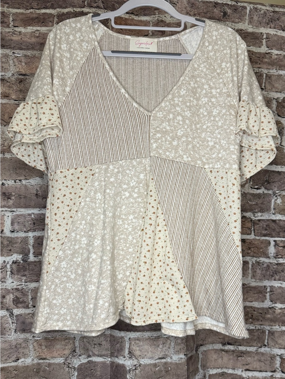 Sugar Crisp Cream Patchwork V-Neck Ruffle Sleeve Tunic
